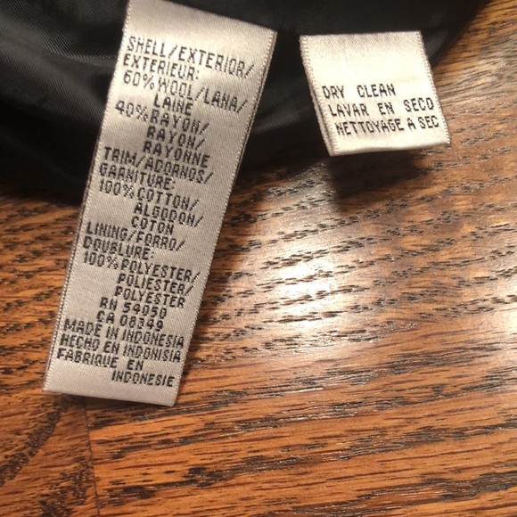 Evan Picone Wool Tweed Suit in Size 10 - Picture 6 of 8